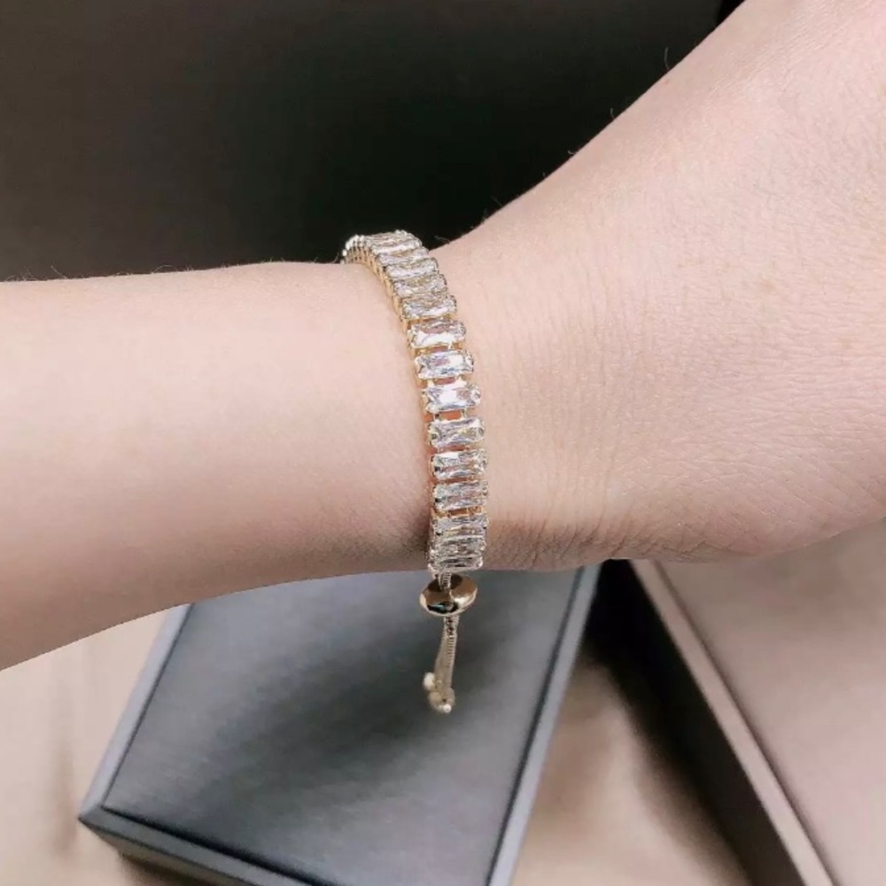 Elegant & Sparkling Adjustable Zircon Bracelet Accessory Jewelry